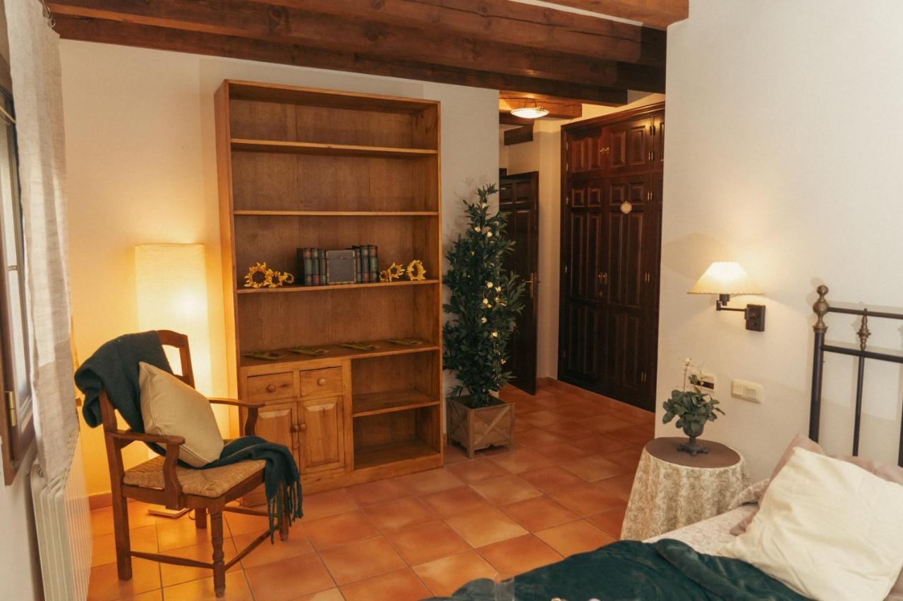 El Pajar De Trescasas Villa Sonsoto Exterior photo